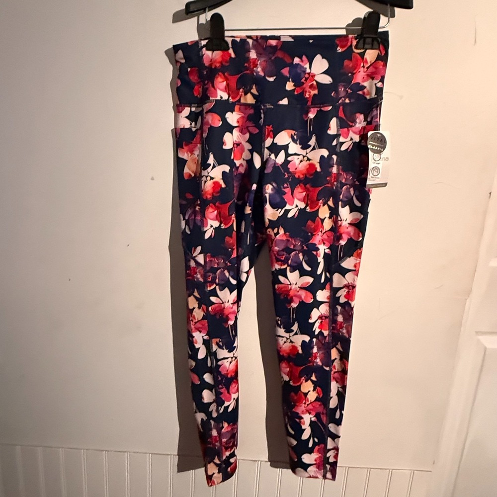 Apana Vital‎ Classic Medium Shadow Floral Print Workout Bottom Athleisure